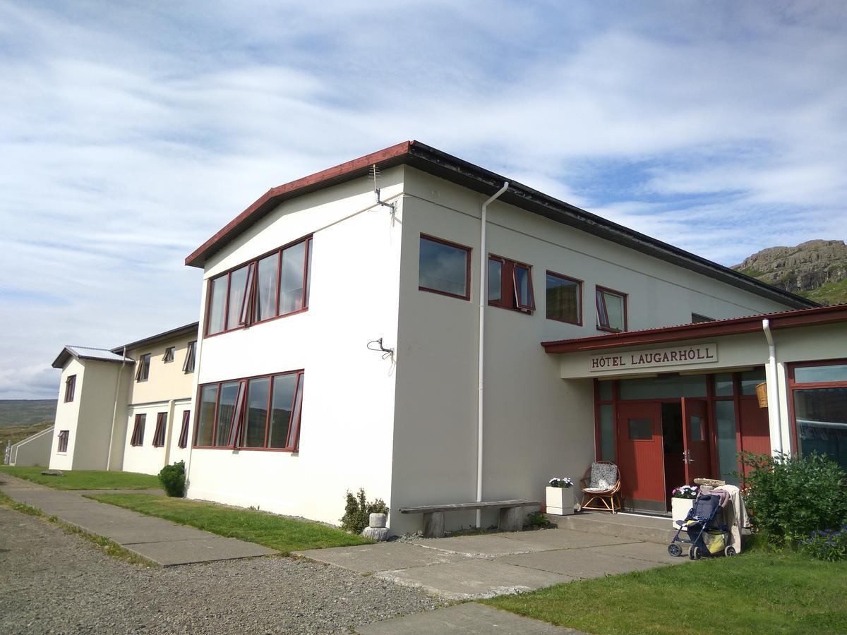 Hotel Laugarholl With Natural Hot Spring Holmavik Exterior photo